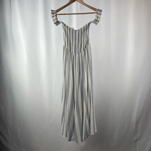 Skylar + Madison Wide Leg Stripe Off the Shoulder Jumpsuit in White Blue Size XS - Picture 3 of 10